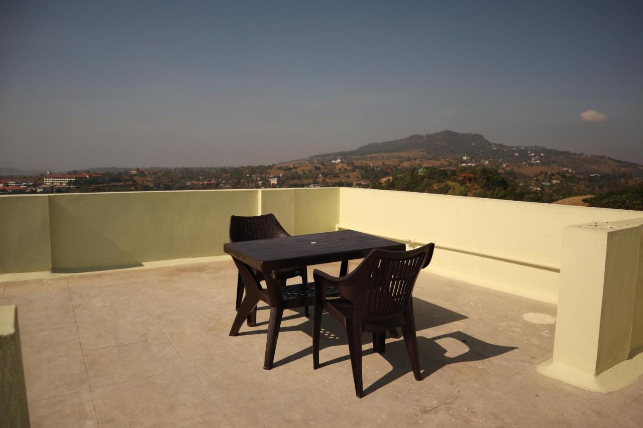 Anand Valley Hotel Panhala Exterior photo