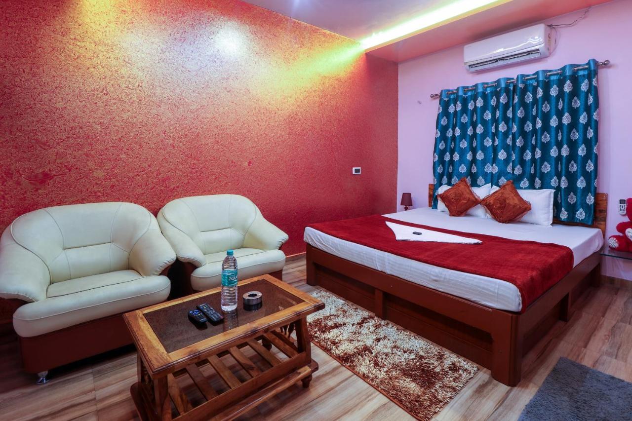 Anand Valley Hotel Panhala Exterior photo
