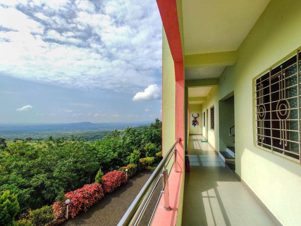Anand Valley Hotel Panhala Exterior photo